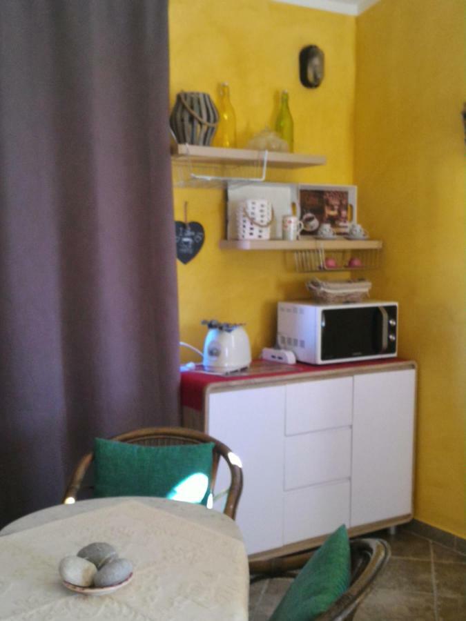 Casa Di Rosa Apartment Chia Ngoại thất bức ảnh